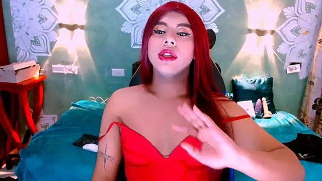 Emili Roux online show from March 2025 07:04:02 PM