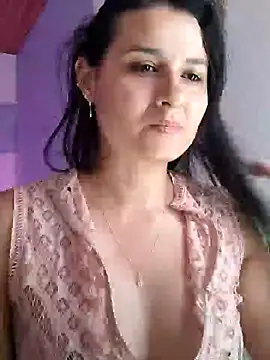 elena jonees online show from February 2025 05:58:01 PM