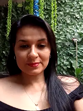 elena jonees online show from February 2026 08:47:01 PM