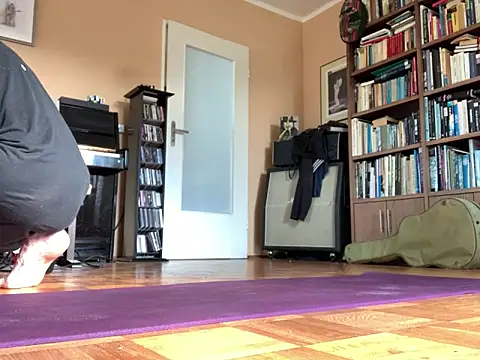 Snapshot of Bula94193 chatting on September 2025 09:10:02 AM Bula94193 online show from September 2025 09:10:02 AM