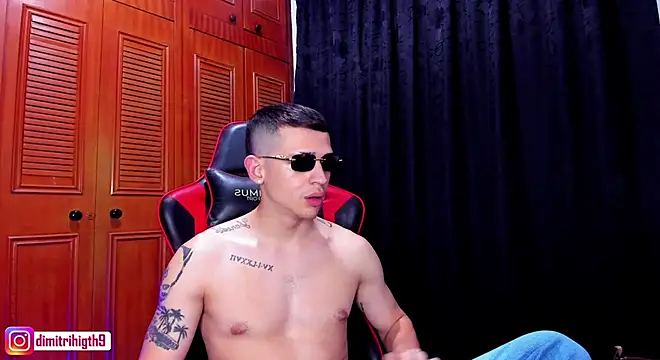 Dimitri higth420 online show from January 2025 04:22:02 AM
