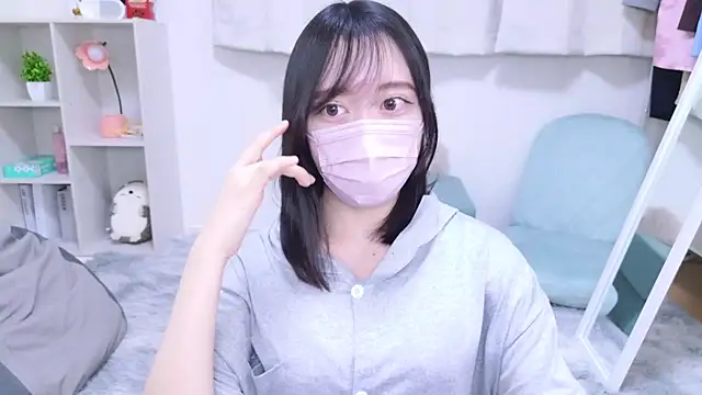 Yurie  online show from March 2025 10:10:02 PM