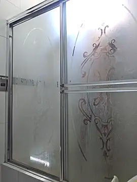 jose5320 20 online show from October 2025 04:26:01 PM