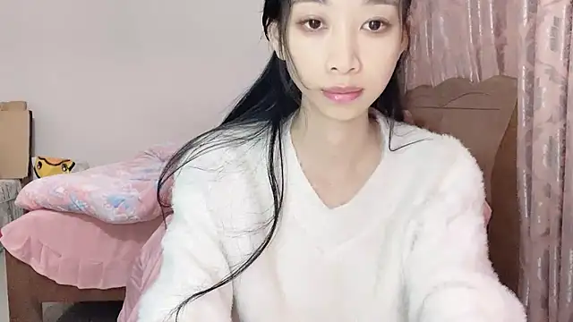 Lili-2 online show from February 2025 02:55:02 PM