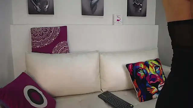 Melodi Roux online show from March 2025 12:27:02 PM