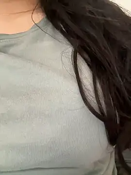 Lina-lolo online show from May 2026 10:57:02 AM