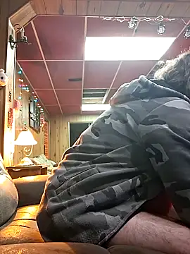 Snapshot of Tipute1987 chatting on September 2025 11:17:02 PM Tipute1987 online show from September 2025 11:17:02 PM