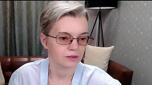 Snapshot of Cutie_Erikaa1 chatting on October 2025 02:24:01 AM Cutie Erikaa1 online show from October 2025 02:24:01 AM