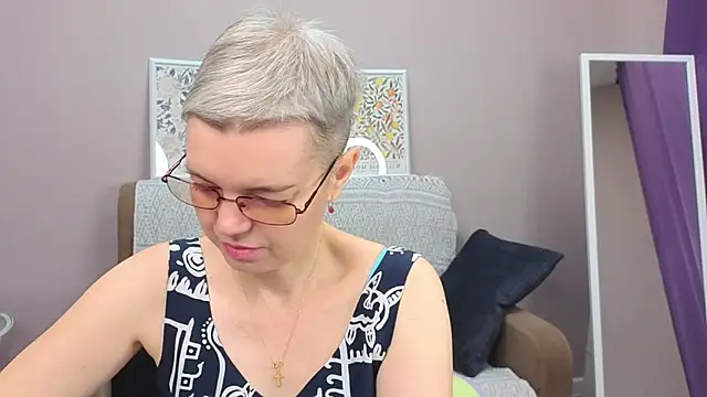 Snapshot of Cutie_Erikaa1 chatting on November 2025 02:26:01 AM Cutie Erikaa1 online show from November 2025 02:26:01 AM