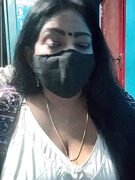 Snapshot of maniisha chatting on May 2026 05:10:02 PM maniisha online show from May 2026 05:10:02 PM