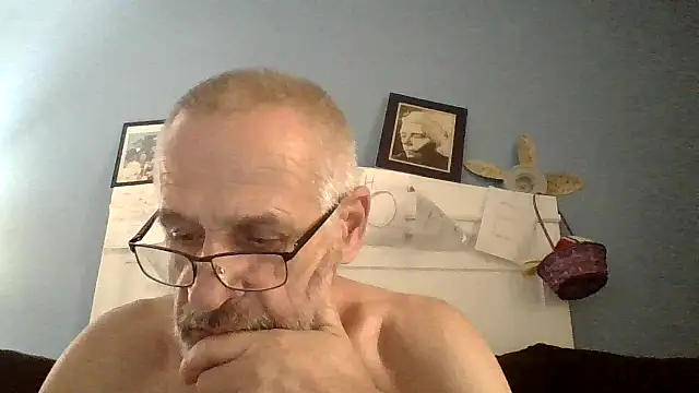 geilerschwanz64 online show from October 2025 07:13:01 PM