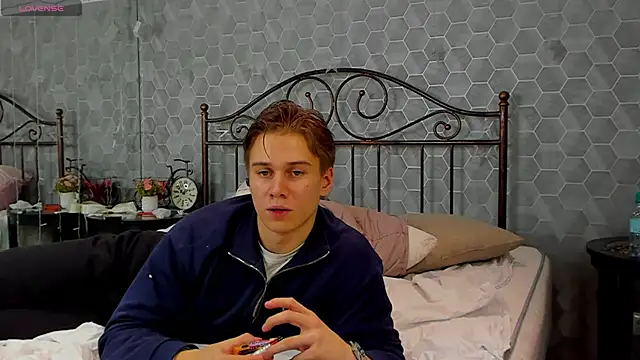 Snapshot of Marcus_Swampov chatting on December 2024 05:10:01 PM Marcus Swampov online show from December 2024 05:10:01 PM
