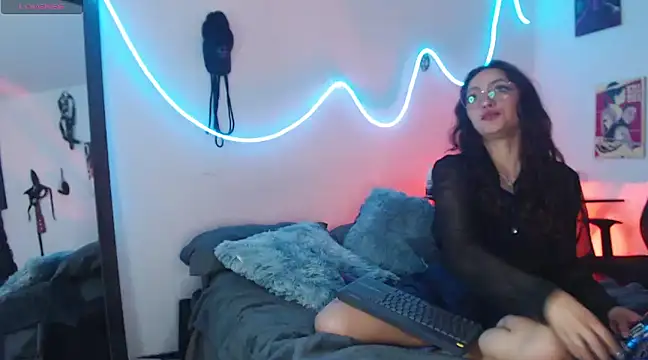 Snapshot of katianzayn chatting on December 2024 04:56:02 AM katianzayn online show from December 2024 04:56:02 AM