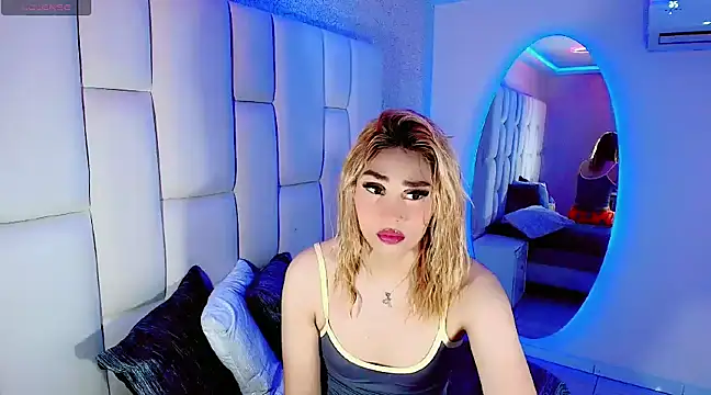 Hallyhott online show from March 2025 04:01:01 AM