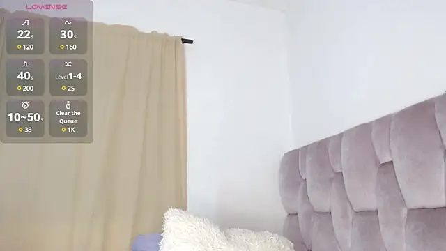 Snapshot of Romiinajackson chatting on February 2025 02:27:01 AM Romiinajackson online show from February 2025 02:27:01 AM