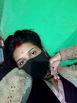 Snapshot of Hoty_girl_143 chatting on November 2025 05:25:02 PM Hoty girl 143 online show from November 2025 05:25:02 PM