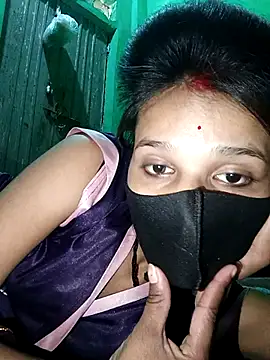 Snapshot of Hoty_girl_143 chatting on December 2025 04:28:02 AM Hoty girl 143 online show from December 2025 04:28:02 AM