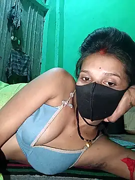 Snapshot of Hoty_girl_143 chatting on December 2025 04:16:01 PM Hoty girl 143 online show from December 2025 04:16:01 PM