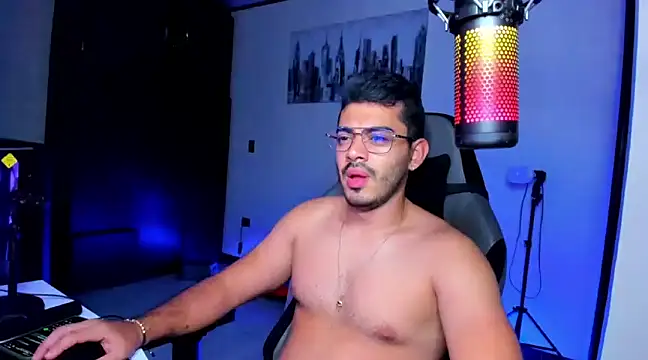 Snapshot of BrunoD31 chatting on February 2025 11:12:02 AM BrunoD31 online show from February 2025 11:12:02 AM