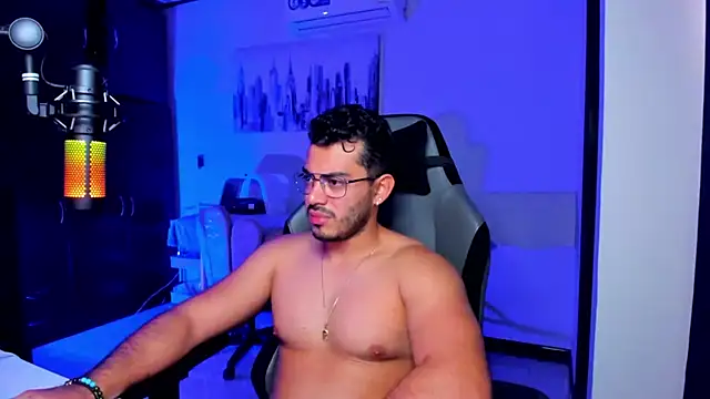 Snapshot of BrunoD31 chatting on October 2025 04:07:02 PM BrunoD31 online show from October 2025 04:07:02 PM