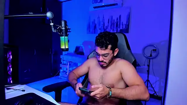 Snapshot of BrunoD31 chatting on January 2026 04:26:02 AM BrunoD31 online show from January 2026 04:26:02 AM