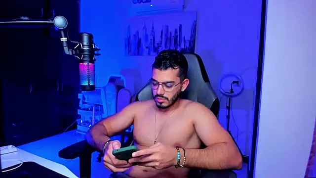 Snapshot of BrunoD31 chatting on January 2026 03:45:02 AM BrunoD31 online show from January 2026 03:45:02 AM