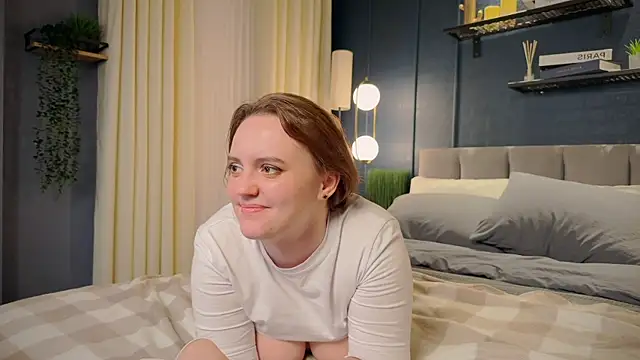 Lella Ryann  online show from January 2025 11:18:01 PM