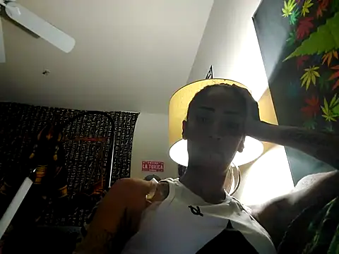Snapshot of SexiiiMexiii chatting on December 2024 02:19:01 AM SexiiiMexiii online show from December 2024 02:19:01 AM