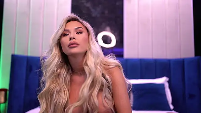 SelenaFrost online show from December 2024 07:50:01 AM