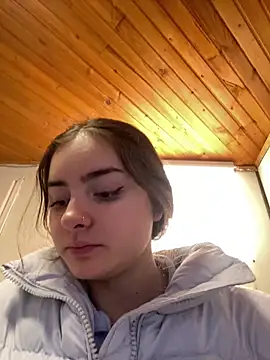 imlindapink online show from February 2025 02:12:02 PM