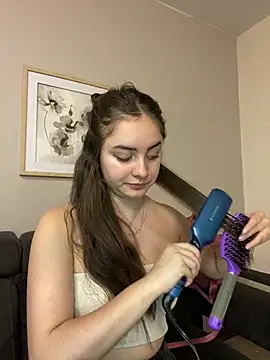 imlindapink online show from February 2025 10:25:01 PM