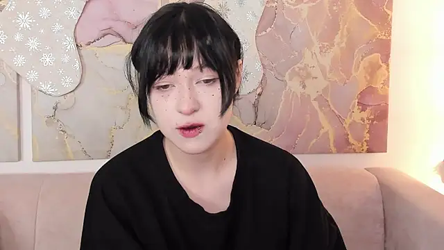 fiamoory online show from December 2025 01:21:02 AM