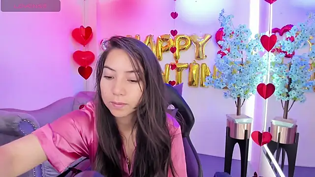 Ema louis  online show from February 2025 12:14:02 PM