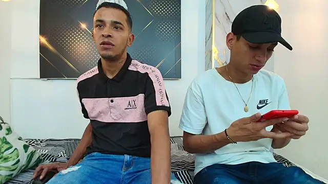 JordanAndAndrew online show from November 2025 08:10:01 PM