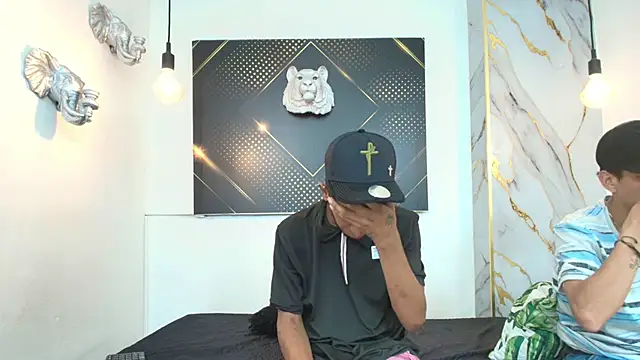 JordanAndAndrew online show from November 2025 08:10:01 PM