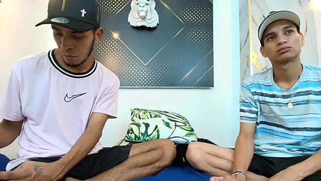 JordanAndAndrew online show from December 2025 09:24:02 PM