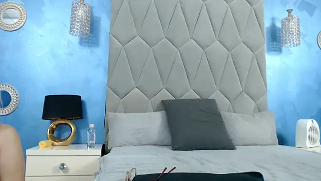 AretiAlisya online show from September 2025 05:18:02 AM