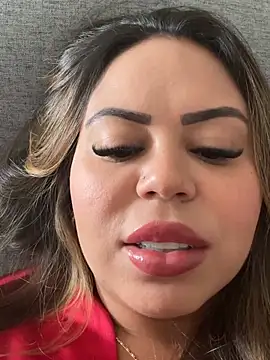 Snapshot of lariic chatting on February 2026 08:32:02 PM lariic online show from February 2026 08:32:02 PM