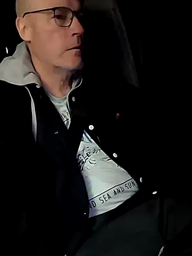 bogland33 online show from March 2025 07:27:02 PM