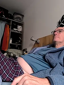 bogland33 online show from September 2025 04:54:02 PM