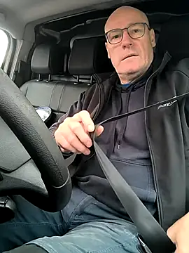 bogland33 online show from December 2025 11:27:02 AM