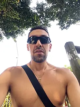 dantedesirexx online show from January 2025 05:33:01 PM