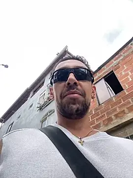 dantedesirexx online show from February 2025 04:00:02 PM