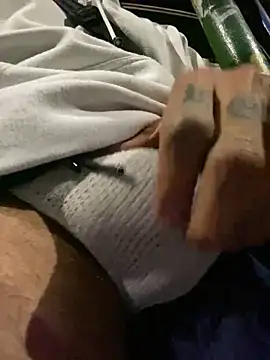 Snapshot of dantedesirexx chatting on March 2025 05:00:02 AM dantedesirexx online show from March 2025 05:00:02 AM