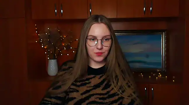 Snapshot of _AlMamiyy_ chatting on December 2024 05:43:01 PM AlMamiyy online show from December 2024 05:43:01 PM
