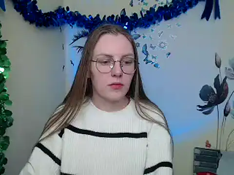 Snapshot of _AlMamiyy_ chatting on December 2024 04:58:01 PM AlMamiyy online show from December 2024 04:58:01 PM