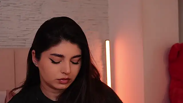 Snapshot of RachelSwaan chatting on December 2024 11:44:01 AM RachelSwaan online show from December 2024 11:44:01 AM