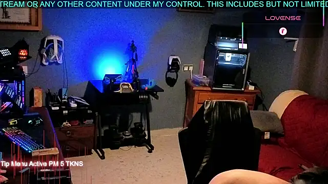 Snapshot of Pilot_Dave_69 chatting on October 2025 06:23:02 AM Pilot Dave 69 online show from October 2025 06:23:02 AM