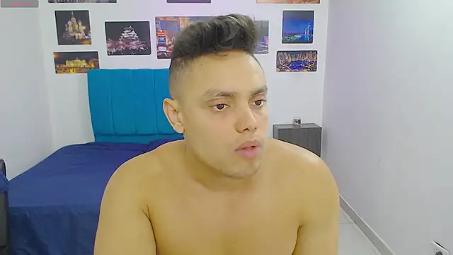 Snapshot of Booy_Hott chatting on January 2025 03:11:02 PM Booy Hott online show from January 2025 03:11:02 PM