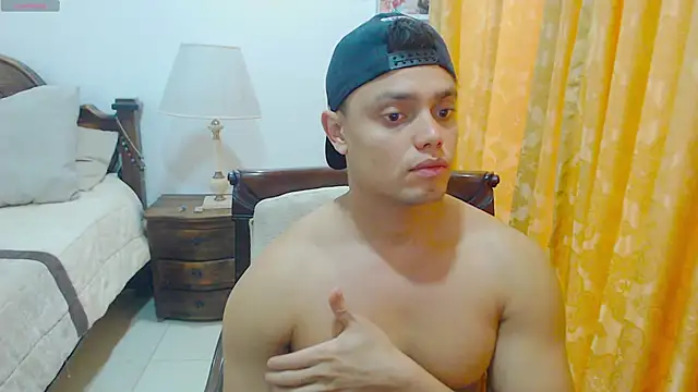 Snapshot of Booy_Hott chatting on February 2025 03:18:02 PM Booy Hott online show from February 2025 03:18:02 PM